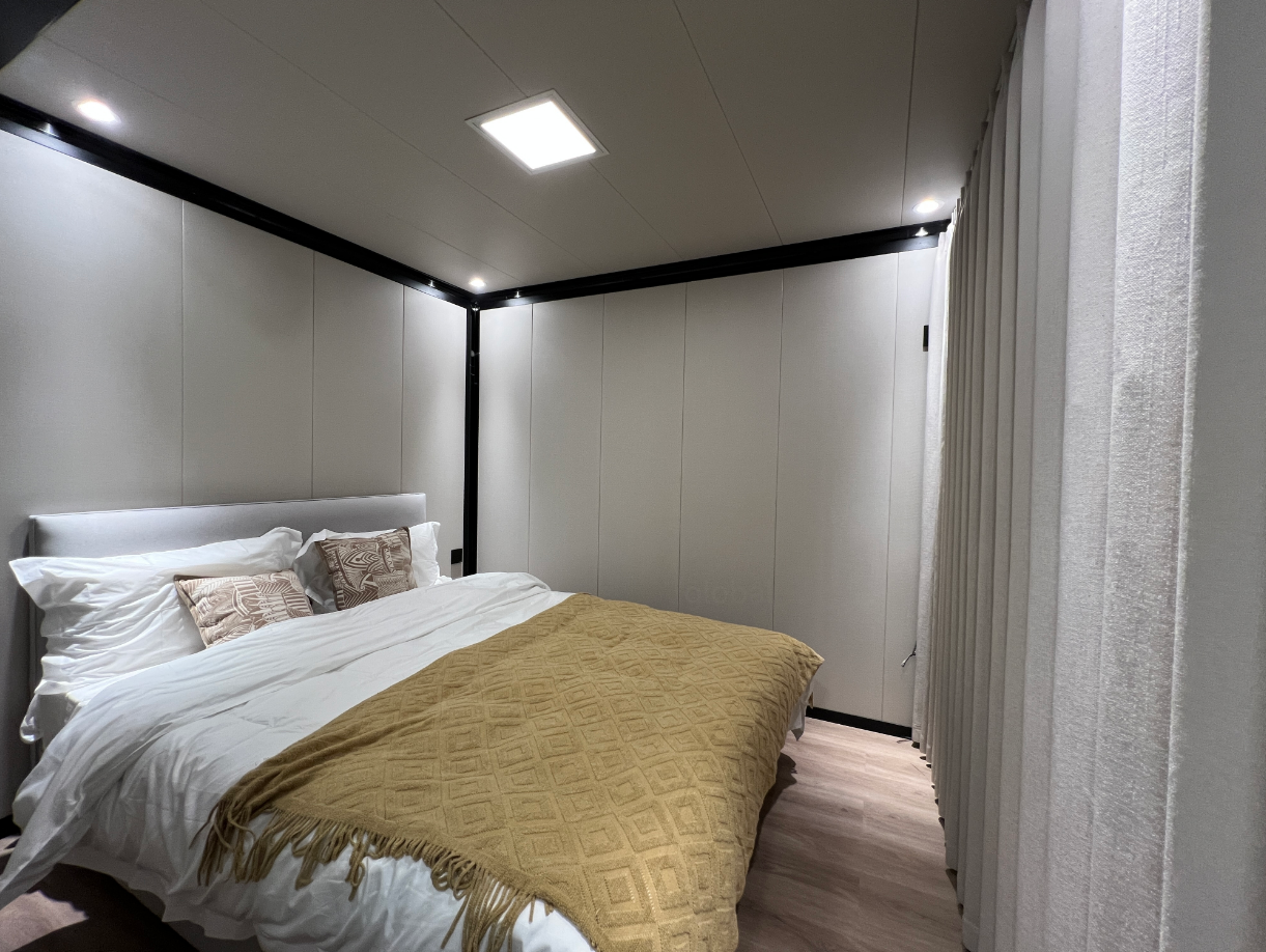 Westmere Series | Glass-Front Expandable Prefab Home